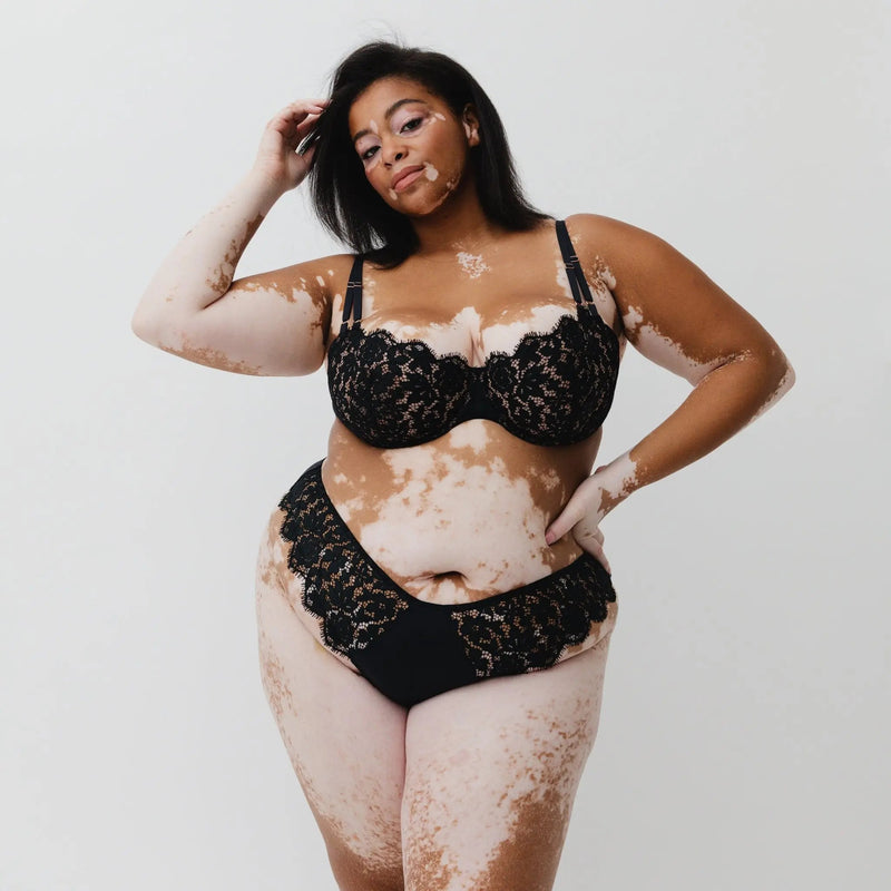 Monique Morin Model 5'8" wearing size 38DDD