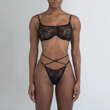 Product thumbnail Monique Morin Model 5’8’’ wearing size S